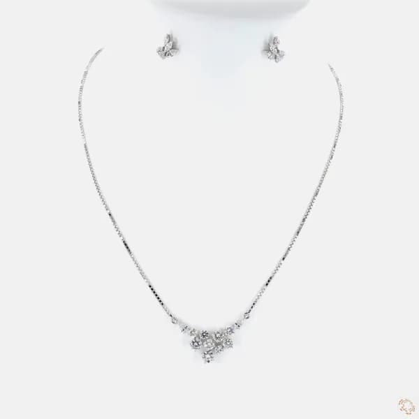 Diamora Studs